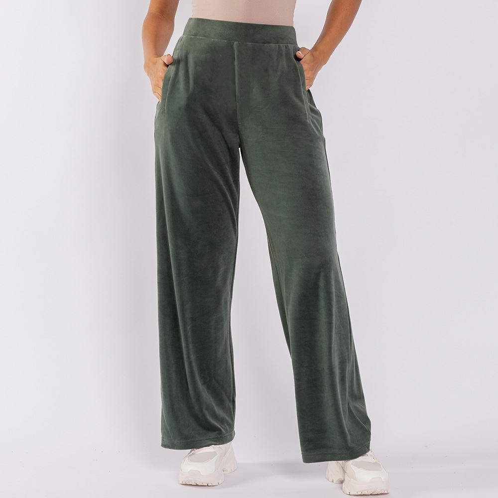 Calça Feminina Esportiva Wide Leg Em Plush Scream Verde Oliva