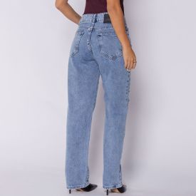Calça Jeans Feminina Reta Com Rasgos Sawary