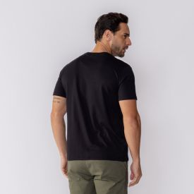 Camiseta Masculina Básica Gola V Fico