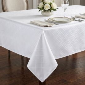Toalha de Mesa 1,40 X 1,40 m Requinte Döhler - Branco TJ-5795