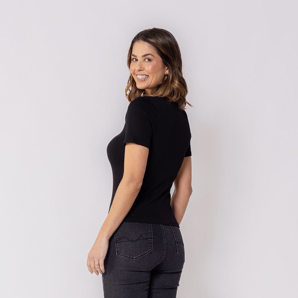 Blusa Feminina De Poliamida Sem Costura Patricia Foster