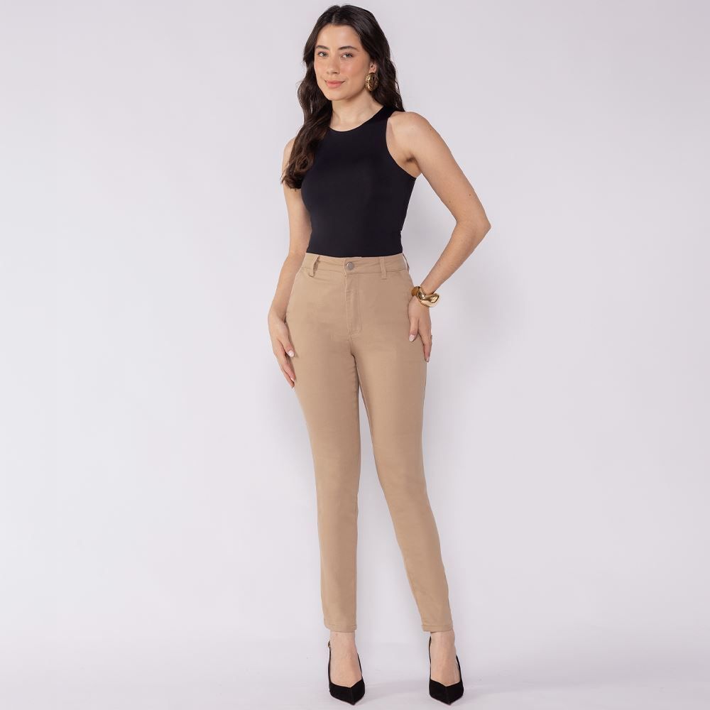 Calça Feminina Em Sarja Skinny Patricia Foster