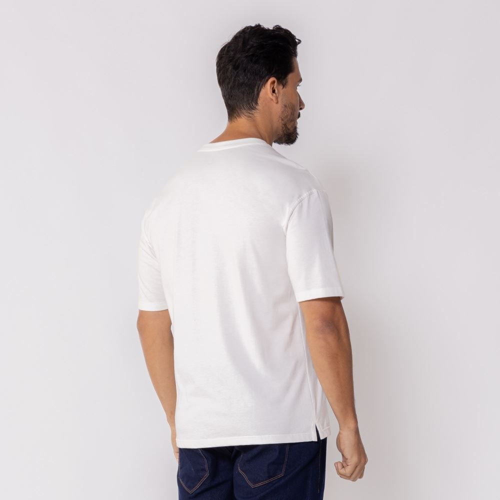 Camiseta Masculina Com Bolso Thing