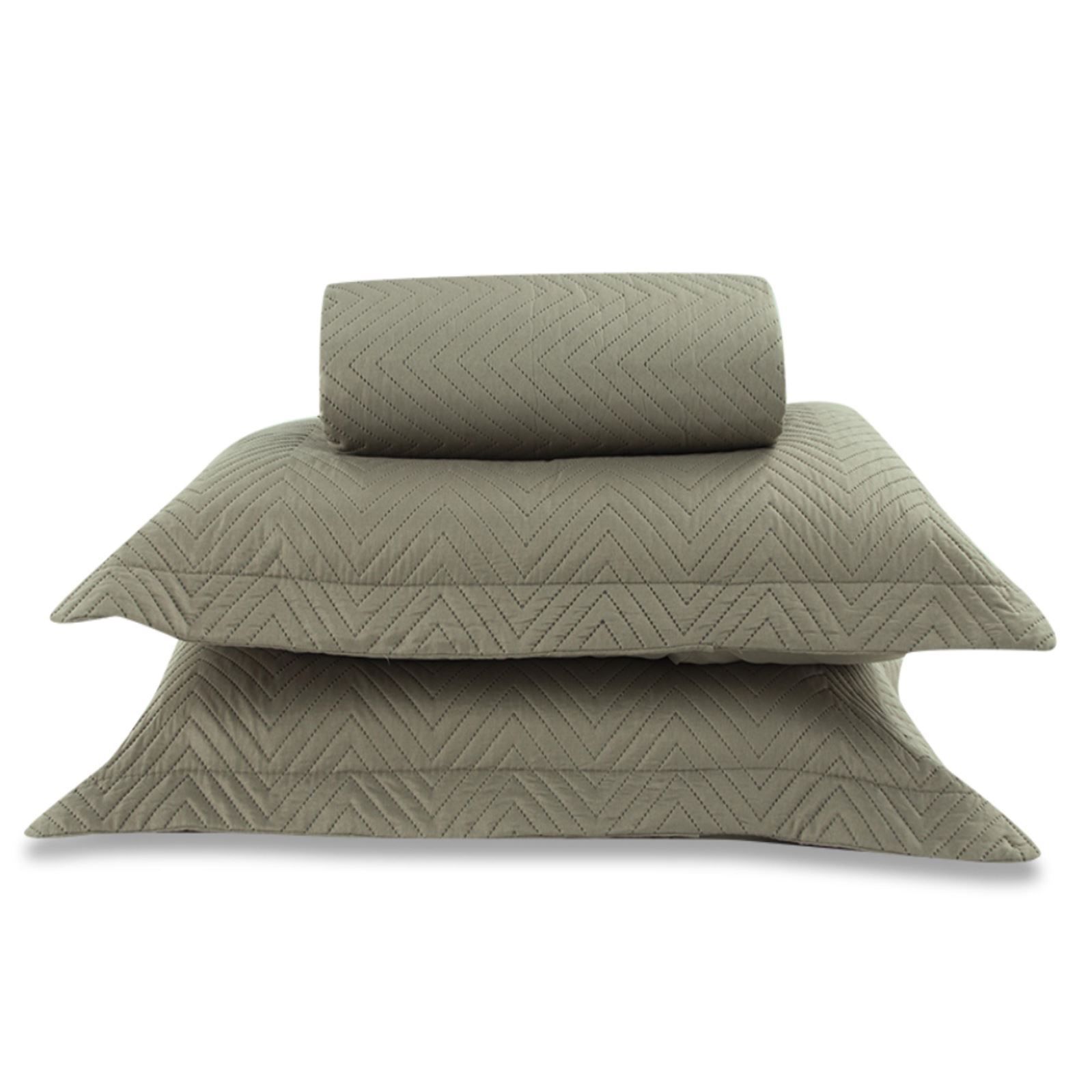 Kit Colcha Casal 100% Poliéster Lisa Versalhes Havan Casa 3 Pçs - Taupe