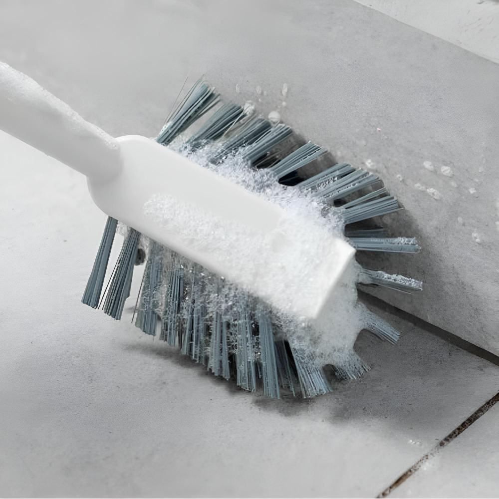 Escova Multiuso Retangular Flow Ou 32Cm - Branco e Cinza