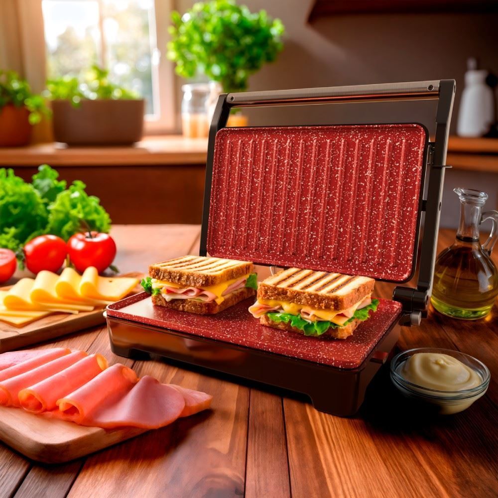 Grill e Sanduicheira Britânia 2 em 1 com Abertura 180º BGR28A