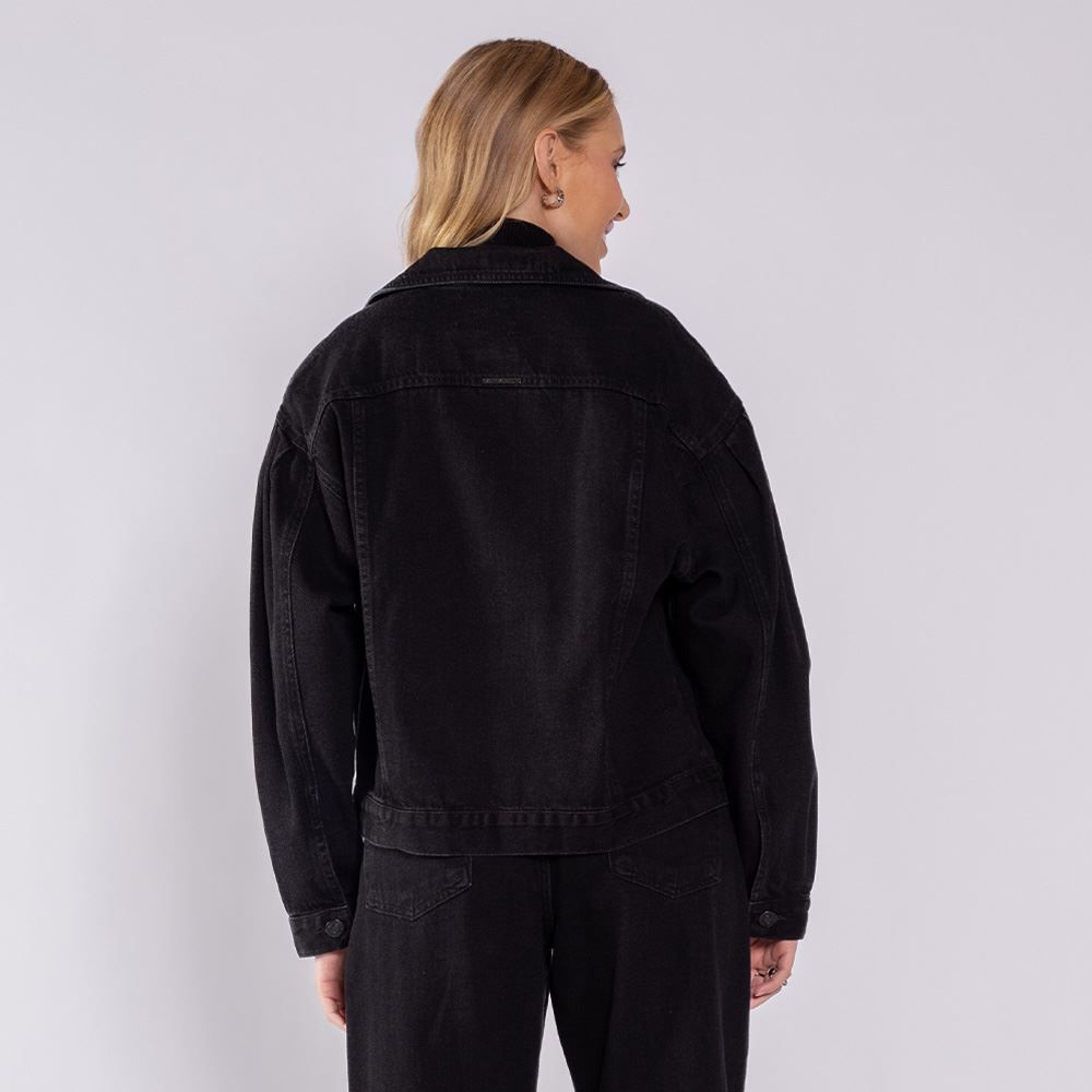 Jaqueta Jeans Feminina Trucker Patricia Foster