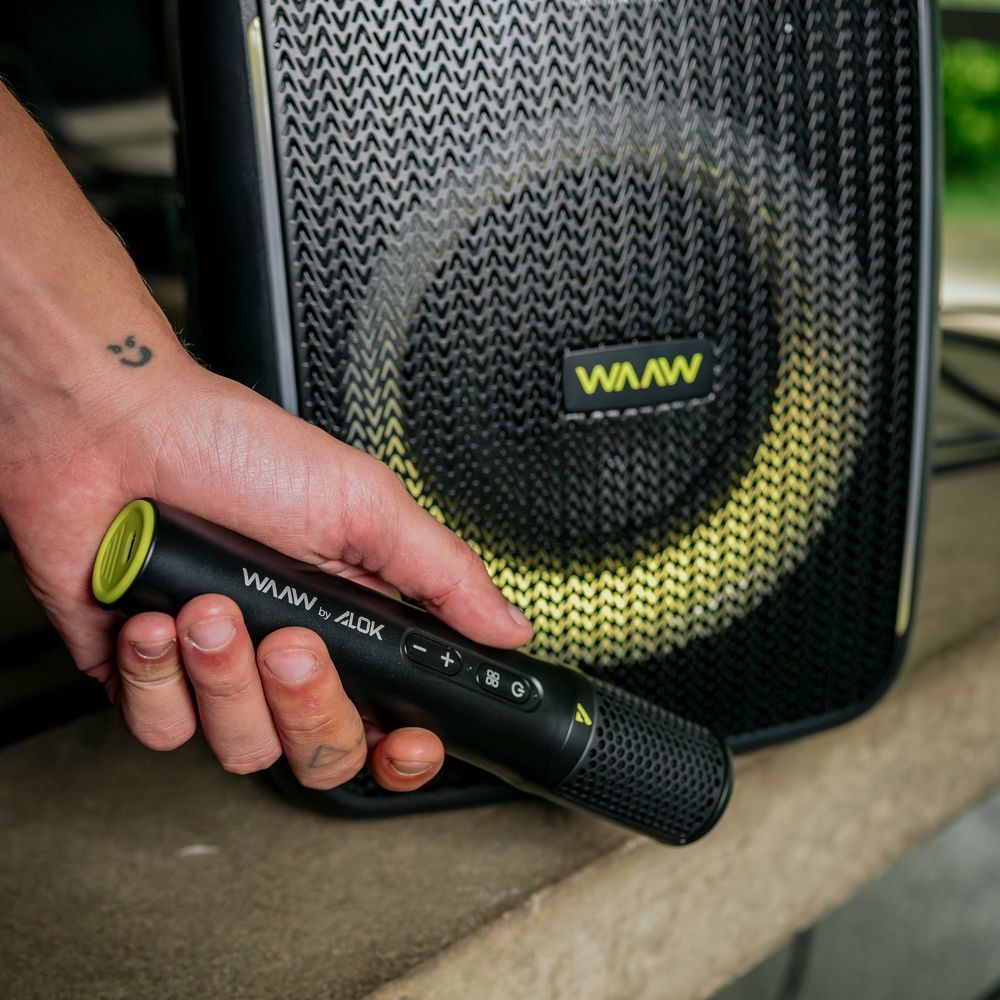 Microfone Wireless Bivolt Waaw Vocal 100 Pro Recarregável