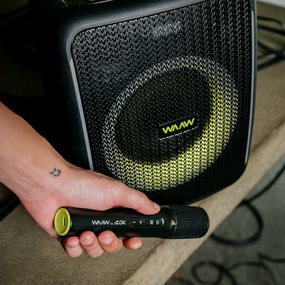 Microfone Wireless Bivolt Waaw Vocal 100 Pro Recarregável