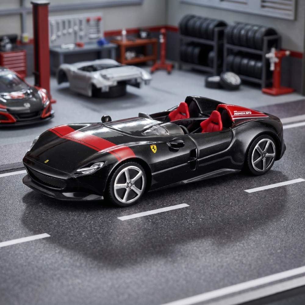 Mini Carro Ferrari 1:43 Race e Play Maisto - Sortido
