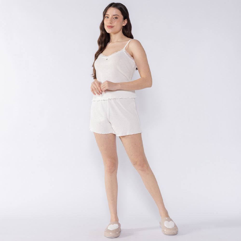 Short Doll Feminino De Tricô Camila Moretti