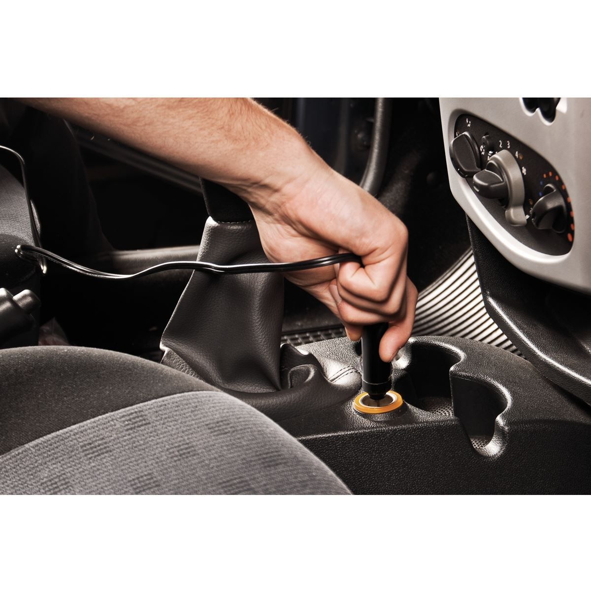 Aspirador Para Carro 12 V  60 W Tramontina - BIVOLT