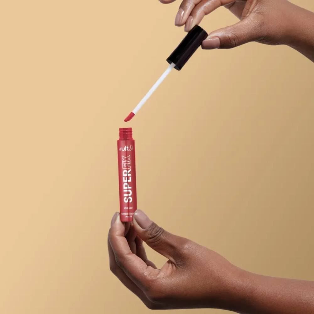 Batom Líquido Matte Vermelho Profundo Super Fix Vult - 5ml