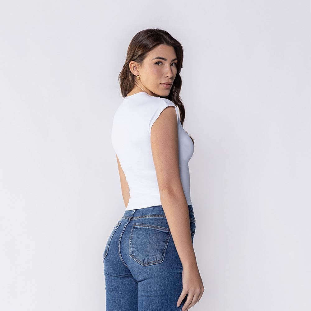Cropped Feminino Em Poliamida Com Manga Japonesa Boby Blues