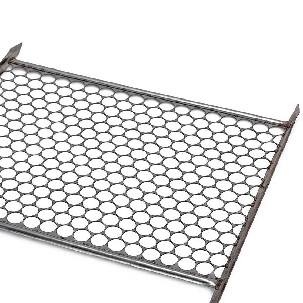 Grelha Moeda 38 X 48Cm Aço Inox P/ Peixe E Carnes Utilmil - CR 559