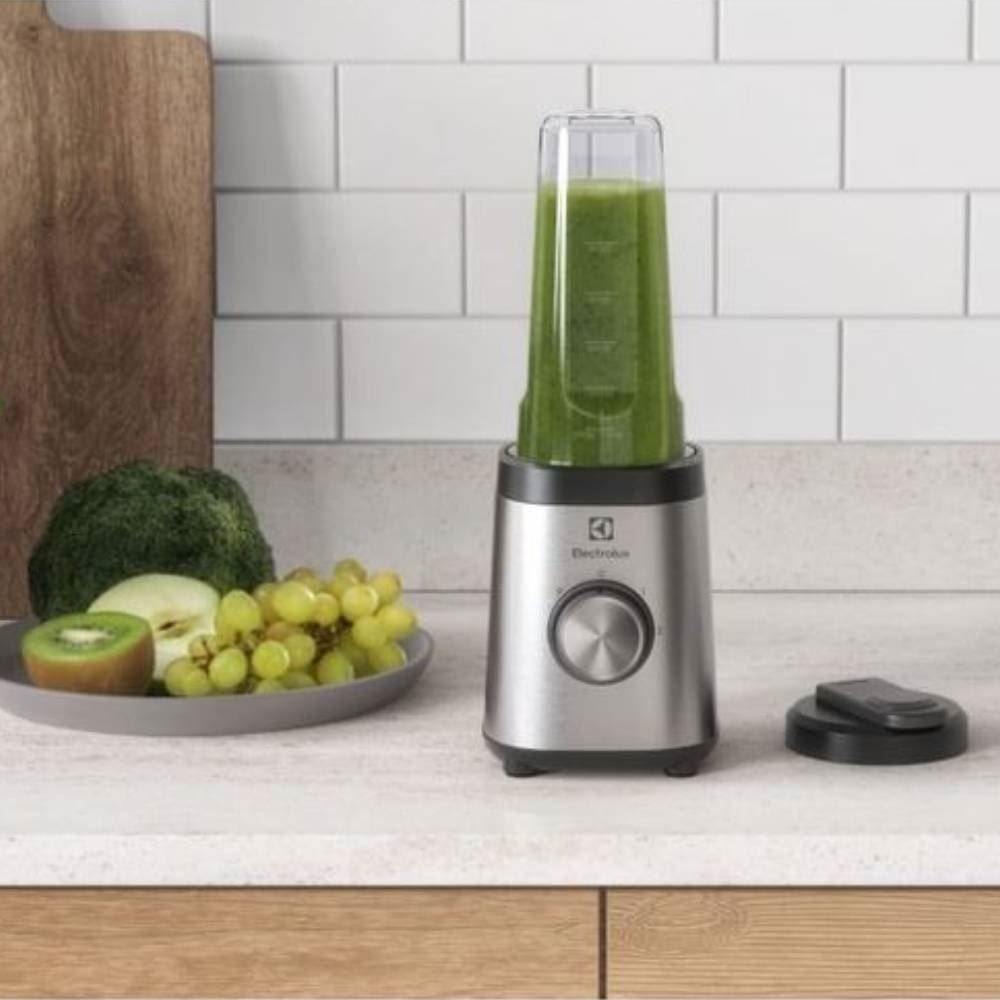 Liquidificador Portátil Electrolux Sport Blender Inox 320W BSE20